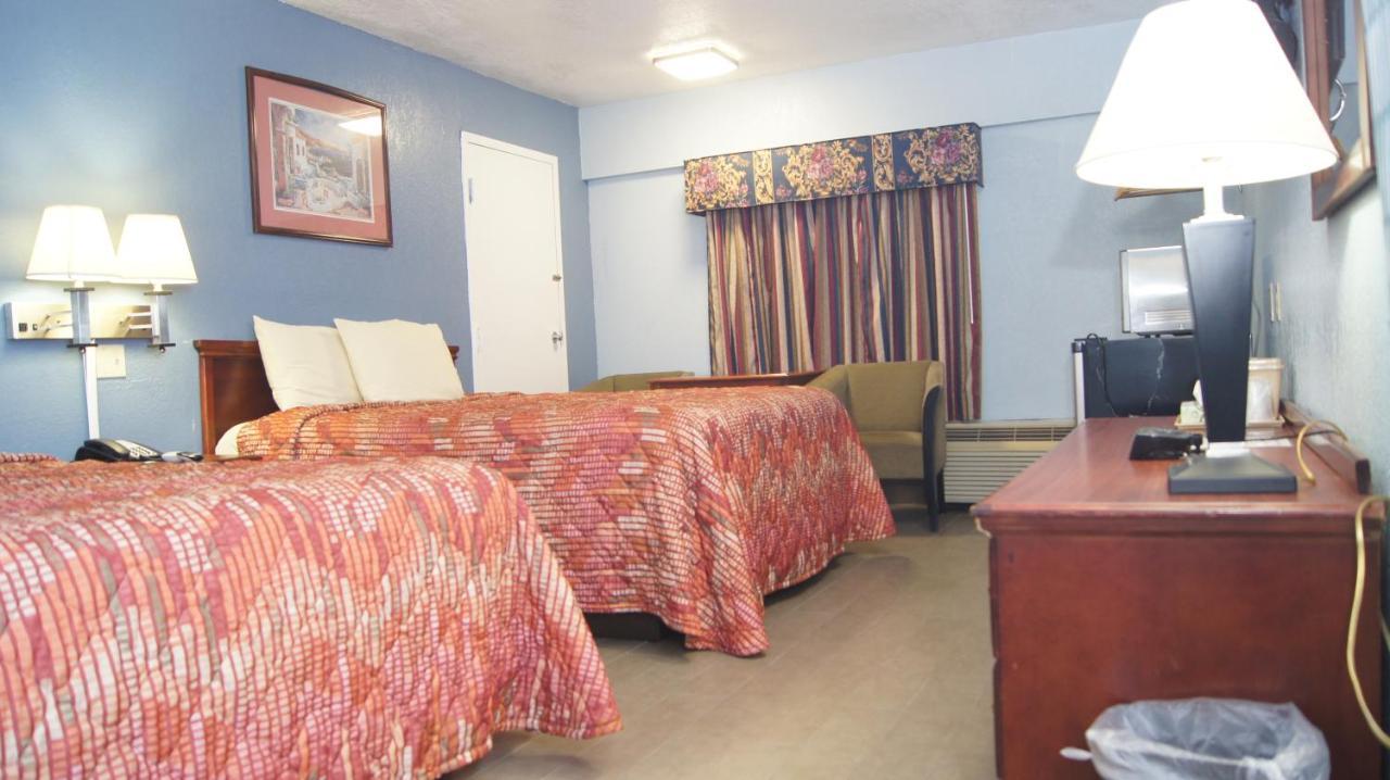 Holiday Lodge & Suites Mcalester Exteriör bild