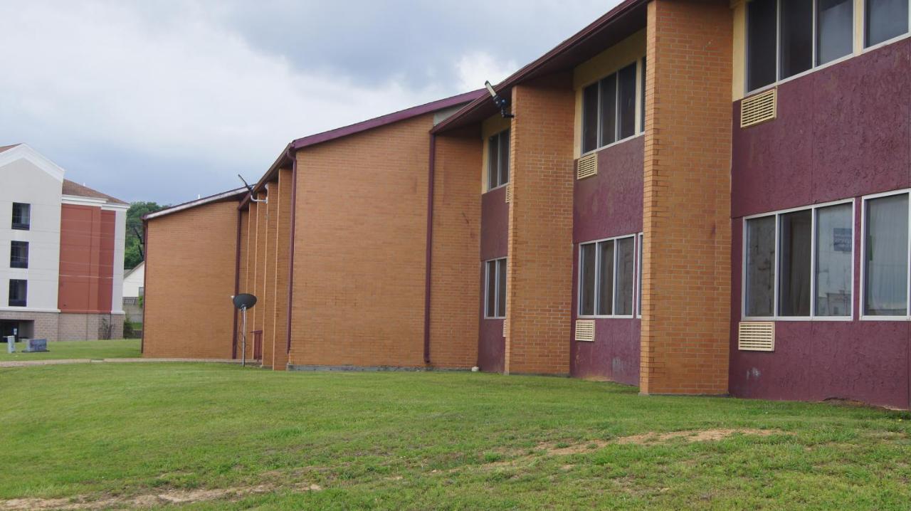 Holiday Lodge & Suites Mcalester Exteriör bild